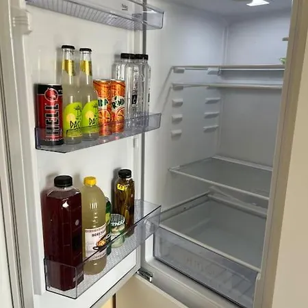 Fully Equipped, Moments Away From The Centre *