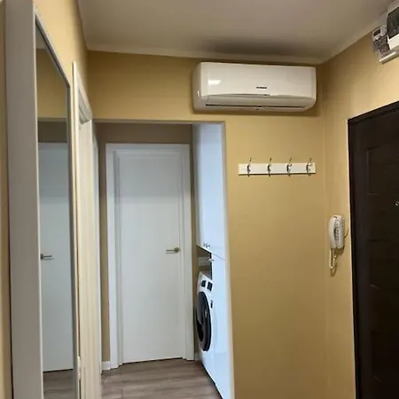 شقة Fully Equipped, Moments Away From The Centre